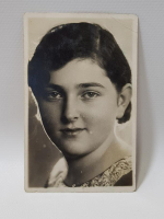 1930 TÜRKİYE GÜZELİ MÜBECCEL HANIM