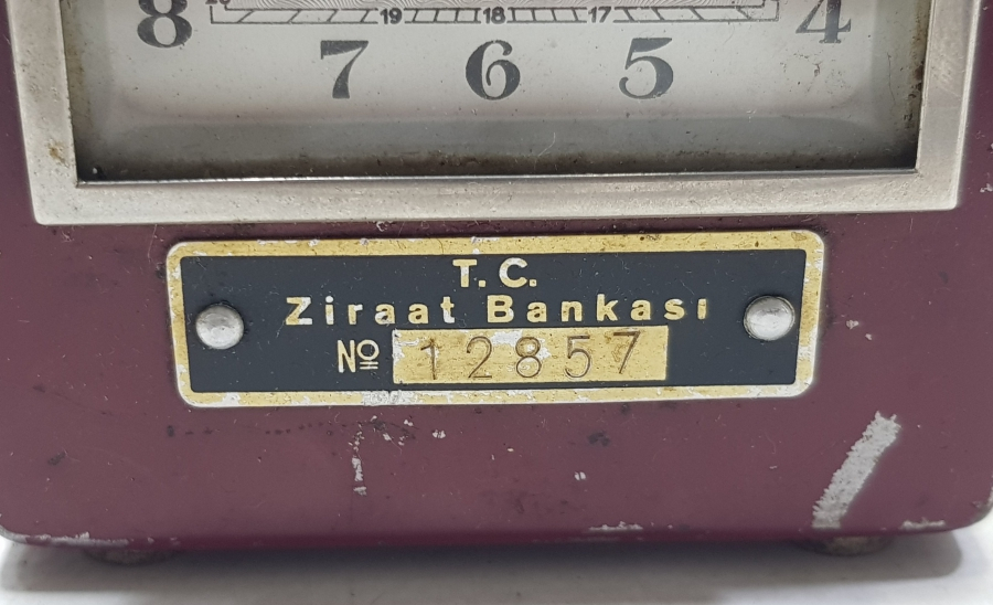 thumbANTİKA ZİRAAT BANKASI SAATLİ KUMBARA